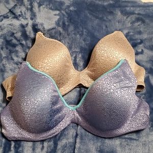 Pair of 34B Bali Underwire Bras